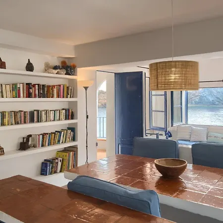 Apartment 3 Bedroom In First Sea Line In Sa Tuna H02 Begur