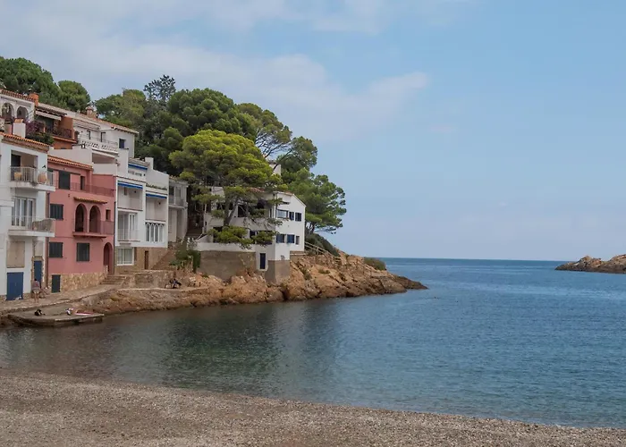 Apartment 3 Bedroom In First Sea Line In Sa Tuna H02